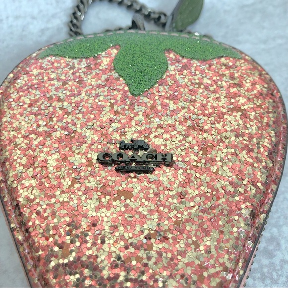 NWOT Coach Strawberry Glitter Coin Case Wristlet - Picture 4 of 8